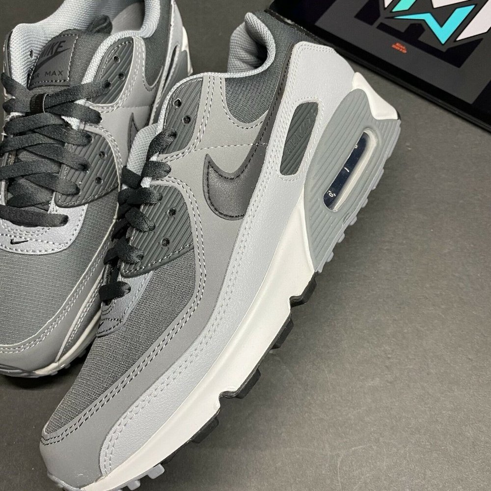 Nike Air Max 90 Sneakers Cool Gray Black DC9388-003 Men's Sizes VTG Vintage Rare - Picture 8 of 9